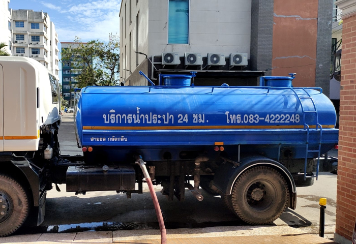 รถส่งน้ำประปาพูนศิริ รถส่งน้ำประปาพูนศิริ