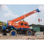 Chumphol Crane Service