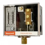 Pressure switch สวิตซ์แรงดัน ยี่ห้อ Honeywell รุ่น L404F 1078 - ปั๊มจ่ายสารเคมี มาตรวัดน้ำ - บริษัท เอทีที อินดัสตรีส์ จำกัด