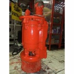 Repairing a Volvo pump - A C Motor Co., Ltd.