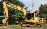ให้เช่าเครื่องจักรกลหนัก - Loe Petch Construction Part., Ltd.