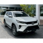 Toyota Fortuner Leader S 2.4