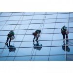 รับเหมาทำความสะอาคารสูง - รับติดตั้งกระจกอลูมิเนียม สมศักดิ์การช่าง