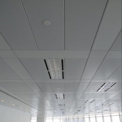 ฝ้าแผ่นสี่เหลี่ยม (TILE CEILING)
