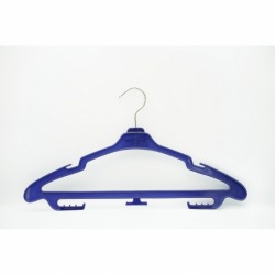 Plastic hanger