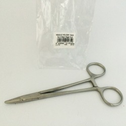 NEEDLE HOLDER