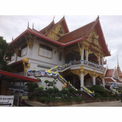 รับสร้างศาลาการเปรียญ