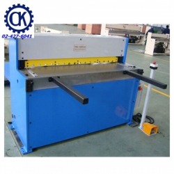 เครื่องตัดโลหะแผ่นระบบไฮดรอลิค รุ่น THS1320x3.2