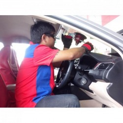 ติดตั้งกระจกรถยนต์
