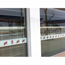 รับทำกระจกสำหรับร้านค้า พัทยา