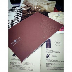 หนังสือ