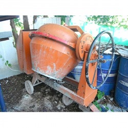 เครื่องโม่สำหรับผสมปูน