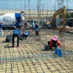 งานเทพื้นคอนกรีต