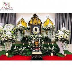 รับจัดดอกไม้สดหน้าศพ