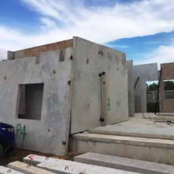 ผนัง precast ชลบุรี