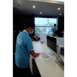 รับจ้างทำความสะอาดพื้นที่ภายในอาคารสำนักงาน