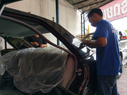 ซ่อมกระจกรถยนต์ - ติดตั้งกระจกรถยนต์ พัฒนาการ-สินไทย กระจกรถยนต์ (1997)