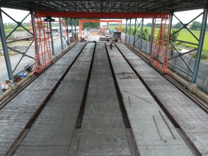 ผลิตแผ่นพื้นคอนกรีตสำเร็จรูป - โรงงานผลิตพื้นท้องเรียบ มาเจริญคอนกรีต