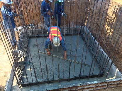 งานรับเหมาก่อฐานคอนกรีต - คัดสรรเซอร์วิส ผู้รับเหมาระบบไฟฟ้าและเครื่องจักรโรงงาน