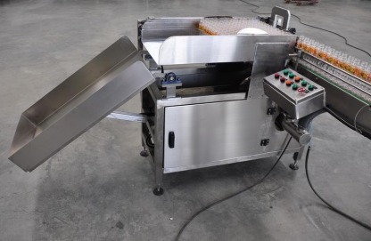 เครื่องแพ็คขวดพลาสติกใส่ถุงแบบอัตโนมัติ - โรงงานรับผลิตเครื่องจักรบรรจุภัณฑ์