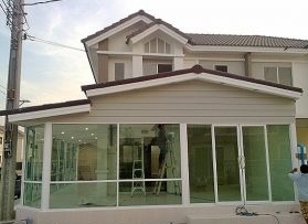 รับติดตั้งกระจกเทมเปอร์ - ร้านติดตั้งกระจกอลูมิเนียม นนทบุรี ลัทธพล