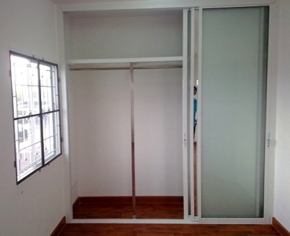 รับติดตั้งประตูบานเลื่อน นนทบุรี - ร้านติดตั้งกระจกอลูมิเนียม นนทบุรี ลัทธพล