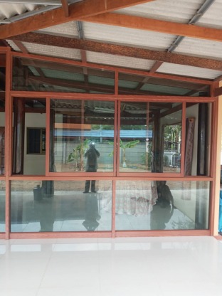 งานกระจกแสตนเลส - ช่างเหล็กดัด เพชรบุรี - สมบูรณ์ การช่าง