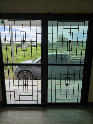 ประตูเหล็กดัดสวยๆ - ช่างเหล็กดัด เพชรบุรี - สมบูรณ์ การช่าง