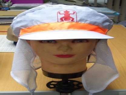 หมวก - หมวกทรงทิฟโก้ตาข่ายบนตาข่ายคลุมคอคอมีเชือกผูกใต้คาง