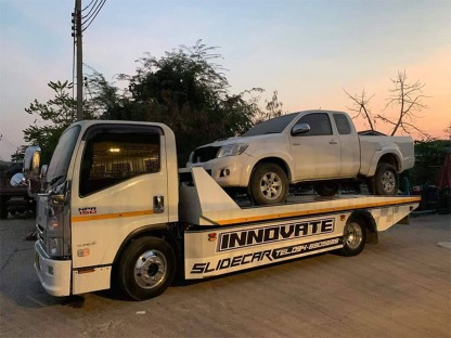 รถยกลากจูงนครปฐม กำแพงแสน ยกรถเสีย รถอุบัติเหตุ - รถยกศาลายา อินโนเวทสไลด์คาร์