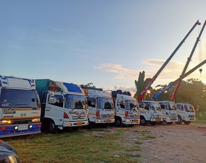 ศูนย์รวมรถรับจ้างชลบุรี - ให้เช่ารถเครน รถเฮี๊ยบ รถเทรลเลอร์ ชลบุรี