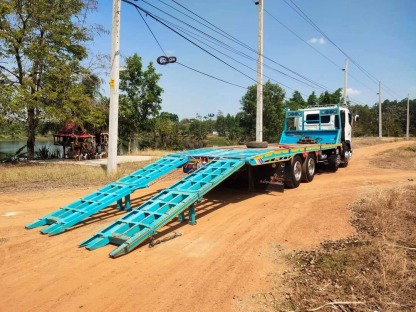 รถบรรทุกเทรลเลอร์ ปราจีนบุรี - ให้เช่ารถเครน รถเฮี๊ยบ รถเทรลเลอร์ ชลบุรี