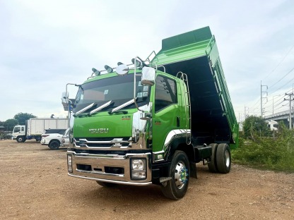 เต็นท์ขายรถหกล้อมือสอง ปทุม - รับซื้อขาย - แลกแปลี่ยนรถบรรทุกและรถยนต์ ทรัพย์เพิ่มพูล