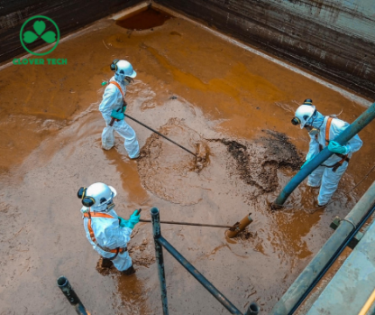 บริการล้างบ่อบำบัดน้ำดีน้ำเสีย 2 - รับล้างถังเคมี ถังบำบัดน้ำเสีย ระยอง - โคลเวอร์เทค