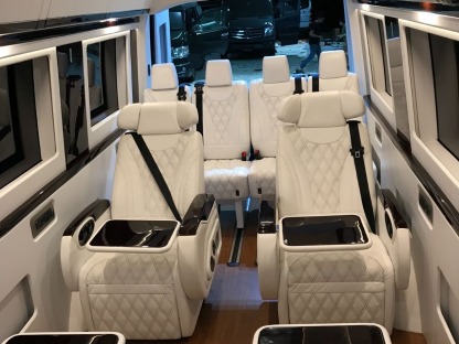 รับตกแต่งภายในรถตู้ - ติดตั้งเบาะรถตู้ VIP - อาร์.บี.บี. ทวีศักดิ์การช่าง