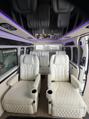 แต่งรถตู้ vip ครบวงจร - ติดตั้งเบาะรถตู้ VIP - อาร์.บี.บี. ทวีศักดิ์การช่าง