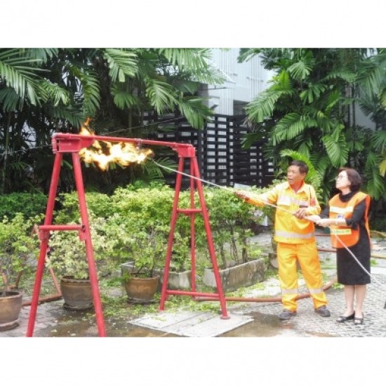 ฝึกการใช้เครื่องดับเพลิง