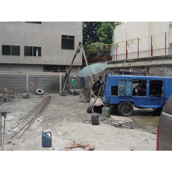 บริการตอกเสาเข็ม คอนกรีตอัดแรง  เสาเข็มคอนกรีตอัดแรง  เสาเข็ม  ปั้นจั่น  ตอกเสาเข็ม  ผู้ผลิตเขาเข็ม  แผ่นพื้นปูน  แผ่นพื้นสำเร็จ  คอนกรีตผสมเสร็จ  วัสดุก่อสร้าง 