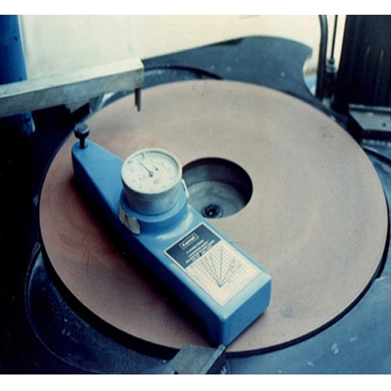 รับขัดหน้าวาล์ว ซ่อมวาล์ว   ซ่อมวาล์วอุตสาหกรรม   ผงเพชร   ผงขัดโลหะ   ผงกากเพชร   กากเพชรอุตสาหกรรม   ครีมเพชรอุตสาหกรรม   lapping compound   รับขัดหน้าวาล์ว 