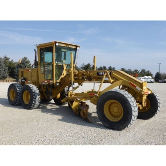 Used Grader CAT 140G Used Grader CAT 140G  Cheap car grade for sale  A soil grader for immediate use  CATERPILLAR 140G  CAT 140G 