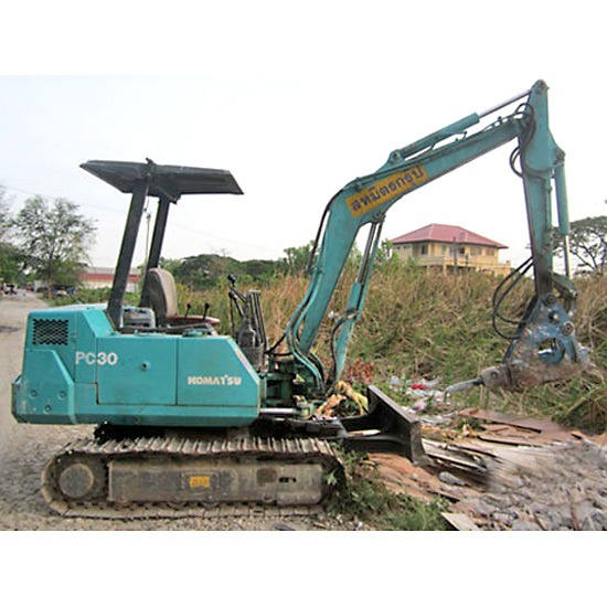 รถแบคโฮ MOMUTSU PC 30 รับเหมาทุบตึก รับทุบตึก ทุบตึก รับถมที่ ทำถนน งานรื้อถอน รื้อถอน รับรื้อถอน เครื่องตัดคอนกรีต 
