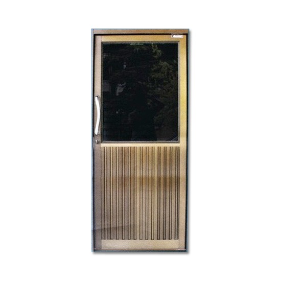 ประตูบานสวิงเดี่ยว มีลูกฟูกทึบล่าง