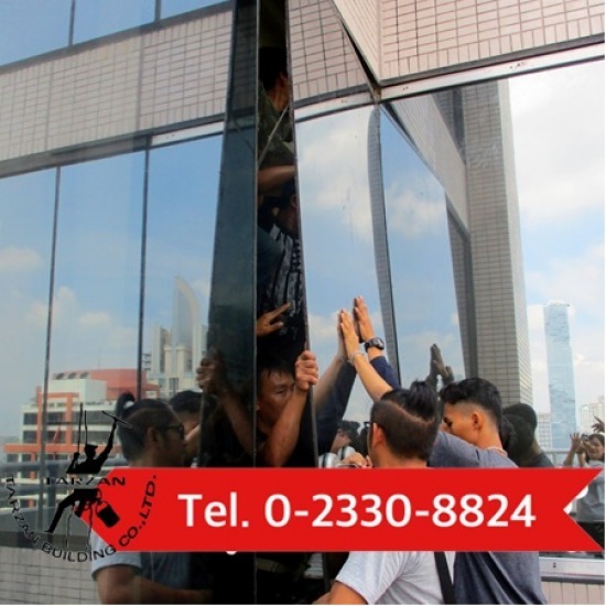 ติดตั้งกระจกอาคารสูง