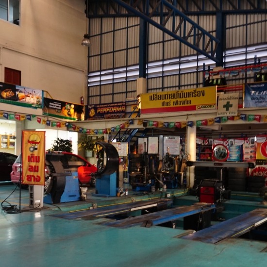 บริการตั้งศูนย์ล้อใหม่ บางบัวทอง