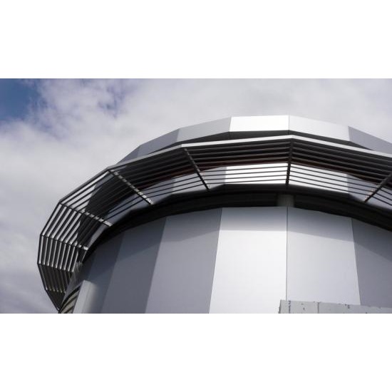 แผงเกล็ดอลูมิเนียมแนวตั้งแนวนอน (ALUMINIUM LOUVERS) - บริษัท เอ เฟรม จำกัด - aluminium louvers  แผงกันแดด  louvers  แผงเกล็ดอลูมิเนียม 