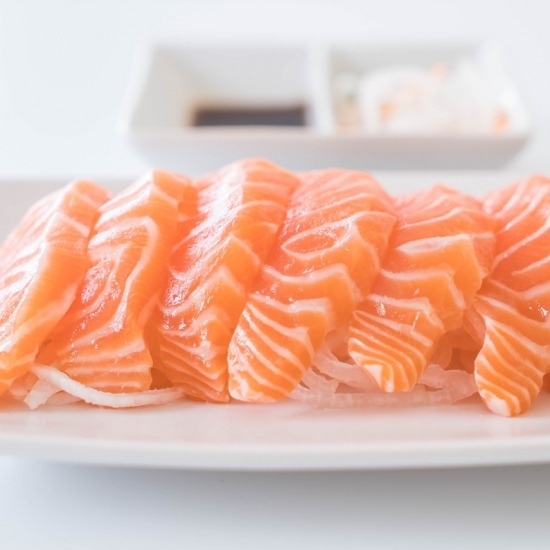 ปลาดิบญี่ปุ่นแช่แข็ง วัตถุดิบอาหารญี่ปุ่น วัตถุดิบซูชิ ข้าวปั้น หน้าซูชิ วาซาบิ อาหารญี่ปุ่นแช่แข็ง เครื่องปรุงอาหารญี่ปุ่น โชยุ 