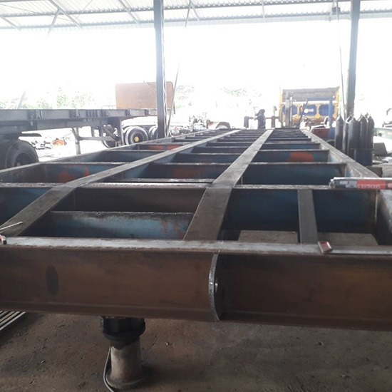 Trailer semi-trailer Trailer semi-trailer 