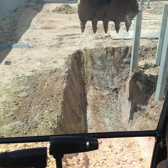 ให้เช่ารถขุด ให้เช่าเครื่องจักรหนัก   ให้เช่ารถแบ็คโฮ   รถแบคโฮให้เช่ารายวัน   เช่ารถหัวแย็ก     เครื่องสกัดคอนกรีต   ให้เช่ารถตัก    รถหัวเจาะ หัวกระแทก   รถตักดินให้เช่า   ให้เช่ารถขุด   ให้เช่าPC 200   รถแม็คโคร   รับถมดิน   ถมที่   เคลียร์พื้นที่   ขุดบ่อปลา 