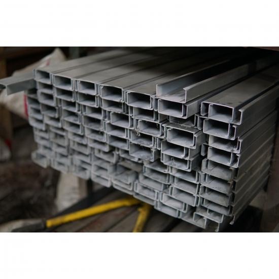 จำหน่ายเหล็กรูปพรรณ ชลบุรี วัสดุก่อสร้าง  เหล็กรูปพรรณ  จำหน่ายเหล็ก  ร้านวัสดุก่อสร้างชลบุรี  จำหน่ายอิฐหินปูนทราย 