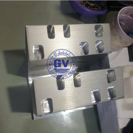 โรงกลึงบ่อวิน ศรีราชา ชลบุรี จีวี เอ็นจิเนียริ่ง - ช่างกลึง บ่อวิน